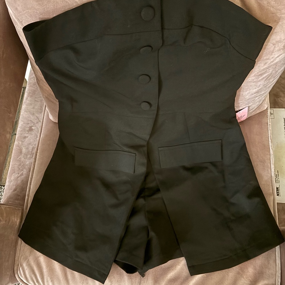 PrettyLittleThing Black Strapless Romper